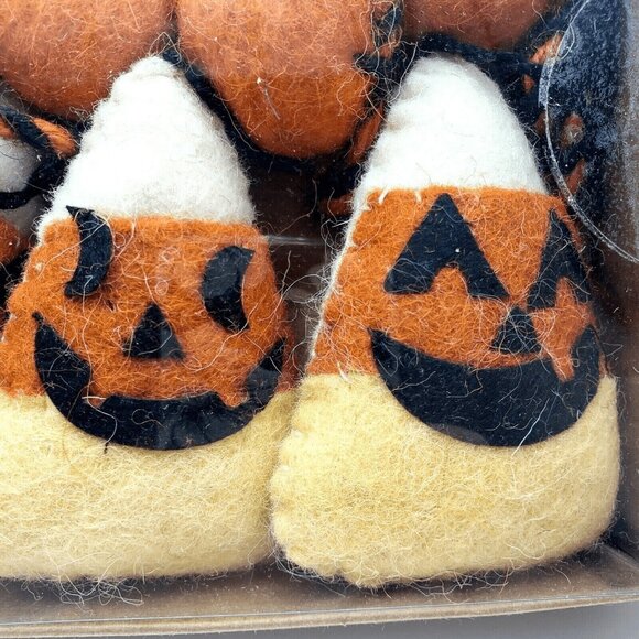 Candy Corn Halloween Garland Pom Poms Felt Candy Corn Bats Witches Mantel 6ft - Picture 5 of 10